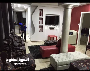  11 ‏شقة مفروشة طابقين سوبر 5 دقائق من تاج مول السفرات السعوديه و السورية  مطله