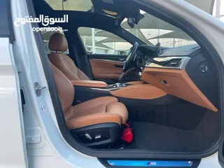  6 BMW 530i _GCC_2018_Excellent Condition _Full option