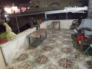  7 منزل للبيع في الجويده/ ام زعرورة مقابل مطعم ابو زغلة