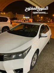  4 كورلا. 2015   ابيض 1600 CC شرط الفحص مكيه جير شاصي 1700 نهائي