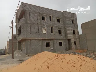  26 مقاول تونسي بناء