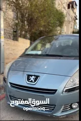  5 سيارة بيجو 5008