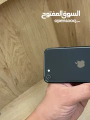  2 iPhone SE 2 64