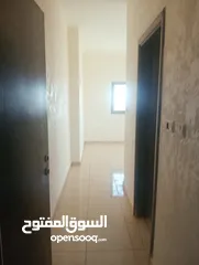  6 شقه سكنيه لليجار