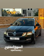  4 سكودا ستيشن 2019 فل ما عدا فتحة  سعر حرق كاش