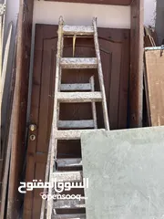  3 أبواب خشب سويد بحالة ممتازه