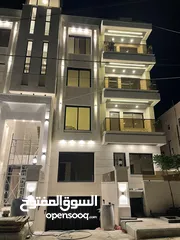  6 شقه طابق ثاني