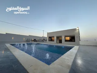  23 مزرعة و شاليه فاخر للبيع