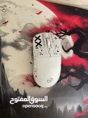  11 كمبيوتر كامل للبيع مع شاشتين وماوس وكيبورد وسماعه وقطعة نتpc