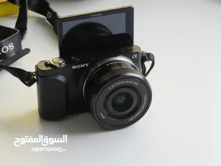  1 كاميرا سوني - 170 دينار