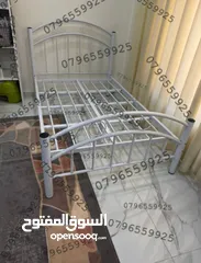  28 عروض على جميع أنواع الاسرة الحديد