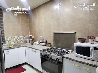  5 شقة مفروشة (روف) للايجار الشهري واليومي من المالك مباشر على شارع المدينة المنورة