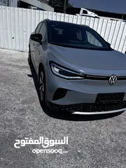  15 فولكسفاجن ID4 cross pro  موديل 2021+ الزيرو للبيع piano black  بلاك بيانو