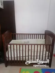  11 سرير بيبي للبيع ماركة جونيور