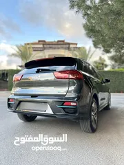  4 كيا نيرو Kia Niro EV كهربائية بالكامل 2022 فل اعلى صنف مع فتحة فحص عداد قليل 27 الف كاش او اقساط