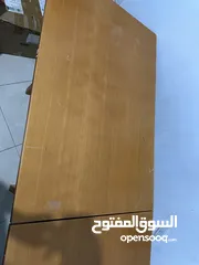  9 طاولة خشب متينة بتصميم أنيق جدًا بسعر لقطة