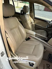  25 Mercedes Benz GL500