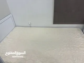  2 سرير شبه جديد استعمال اقل من سنه