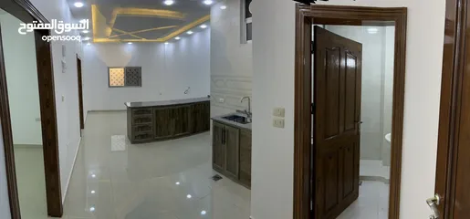  2 شقة استثماريه مميزة في شارع السعادة  بسعر مميز