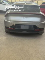  17 Ev6 فحص كامل بحاله الشركه لاينقصها شي كوشوك وكاله شاحن اصلي عداد 36 ألف بحاله الوكاله بطاريه كبيره 7
