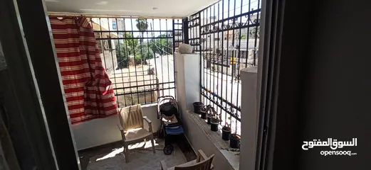  3 شقة في موقع مميز جدا