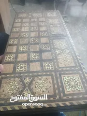  2 طاولة زهر تحفة للبيع مع شطرنج بنفس ا المستعجل