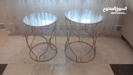  6 طاولات لونن دهبي