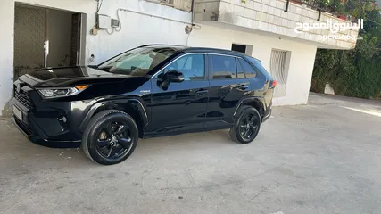  1 تويتا راف فور هايبرد