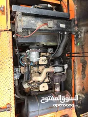  6 حفارة Hitachi EX135-W حالة الدار محرك Cummins عادي