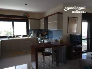  6 شقة مميزة للبيع - عين منجد / رام اللّٰه الموقع: عمارة السعادة - مقابل قيادة الشرطة مباشرة