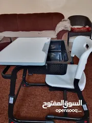  1 مكتب اطفال مع كرسي وجرار جديد بلكرتونه