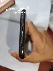 4 ايفون sx max