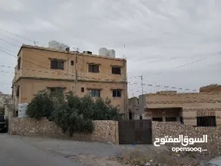 3 بيت مستقل للبيع في منطقه حي الرشيد شارع ياحوز