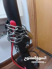  4 سكوتر كهربائي مستعمل  استعمال  خفيف جدا ا