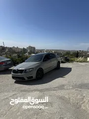  1 سكودا اوكتافيا