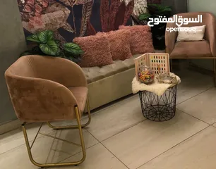  1 بفة بوكس + كرسي عدد 2