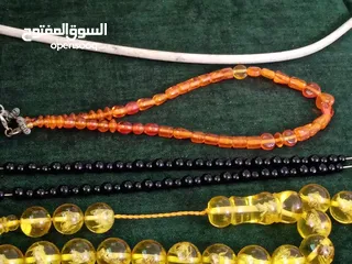  12 مسابح وعقود واطواق مشكله منوعه للبيع في اربد