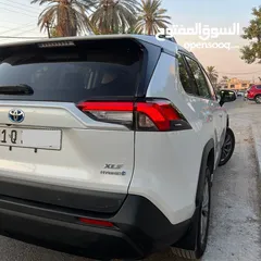  6 Rav4 Xle بريميوم 2023