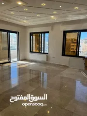  1 شقة طابق ثالث الجبيهه ام زويتينه 180 متر بتشطيبات فاخرة
