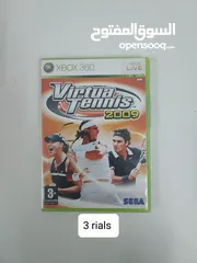  8 أقراص العاب اكسبوكس 360 مشهوره عاديه وبكاميرا.   xbox 360 viedo games famous normal and camera .