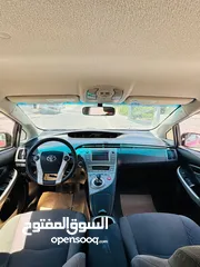  9 تويوتا بريوس2014 فحص كامل ماشيه 120000mفقط استخدام شخصي مالك واحد بحالة الوكالة للبيع من المالك