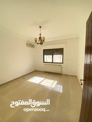  8 شقة سوبر ديلوكس - حي الصحابة - 3نوم 1ماستر - 184م - قرب الخدمات العامة