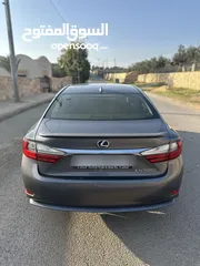  2 LEXUS ES300h