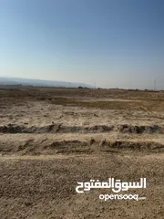  3 ارض 2 دونم خلف منتجع البحيرة البحر الميت على شارعين مميزة جدا منطقة العظيمي بسعر 70000