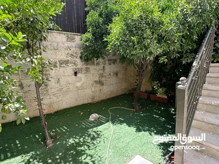  1 شقة شبه مفروشة للايجار في دير غبار ( Property 38492 ) سنوي فقط