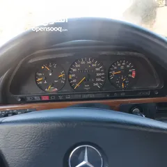  17 Mercedes  300 SE تب نضافة