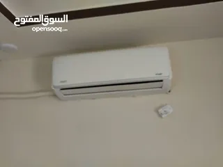  18 فني مكيفات فك وتركيب جميع انواع المكيفات صيانه عامه شحن غاز بأسعار مناسبه للجميع صيانه اجهزه مركزيه