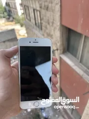  3 جهاز آيفون 6 عادي المساحه 16  عليه آيكلاود داخلي بس شغال