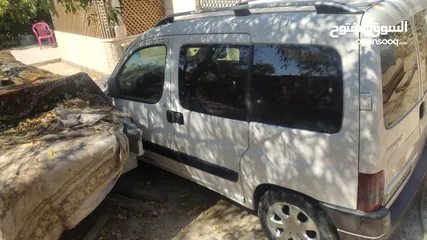  3 بيجو برلنجو