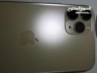  3 Iphone 11 pro with free gift